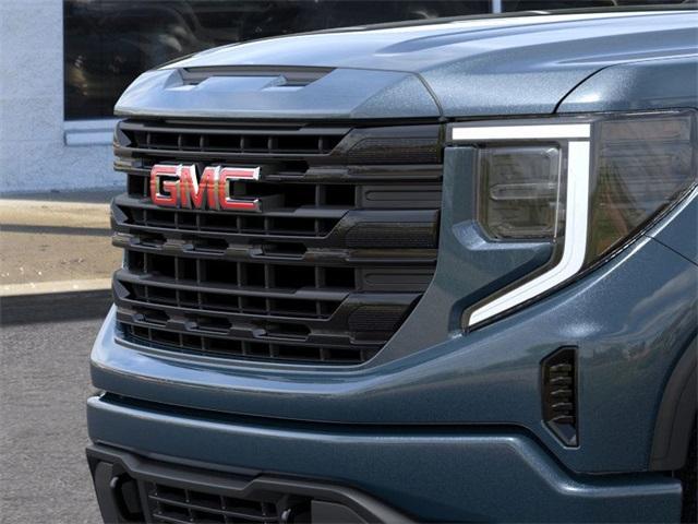 new 2025 GMC Sierra 1500 car, priced at $46,173