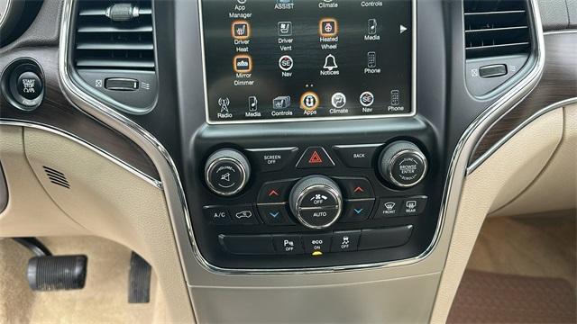 used 2015 Jeep Grand Cherokee car, priced at $10,700