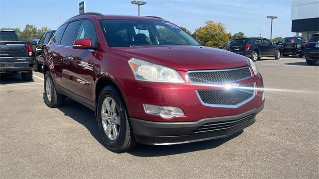 used 2010 Chevrolet Traverse car, priced at $5,400