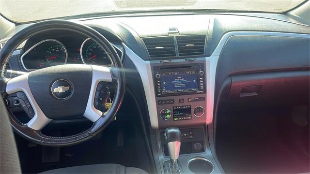 used 2010 Chevrolet Traverse car, priced at $5,400