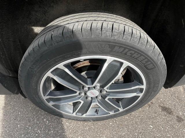 used 2022 GMC Acadia car, priced at $29,500