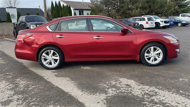 used 2013 Nissan Altima car, priced at $6,400