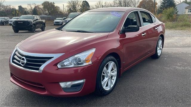 used 2013 Nissan Altima car, priced at $6,400