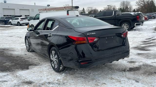 used 2019 Nissan Altima car, priced at $12,400