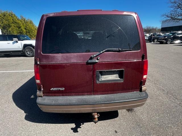 used 2004 Chevrolet Astro car, priced at $7,900