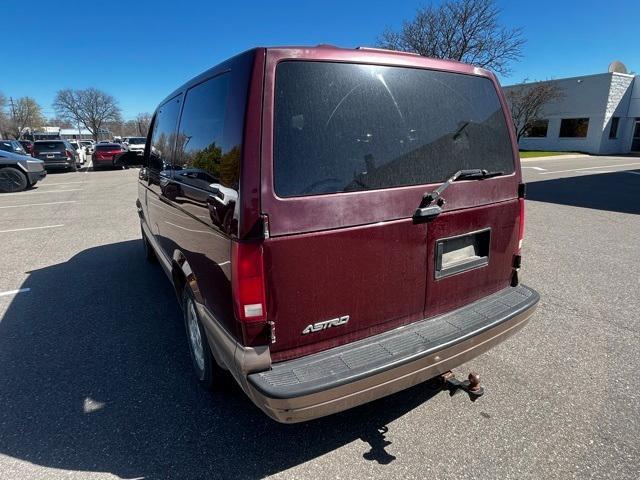 used 2004 Chevrolet Astro car, priced at $7,900