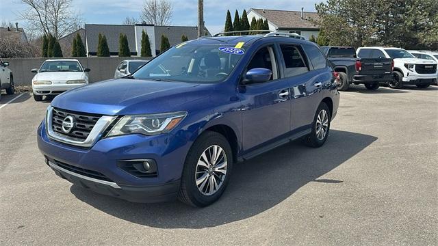 used 2018 Nissan Pathfinder car, priced at $9,200