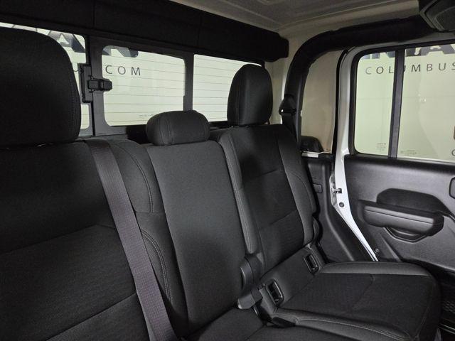 used 2022 Jeep Gladiator car, priced at $35,075