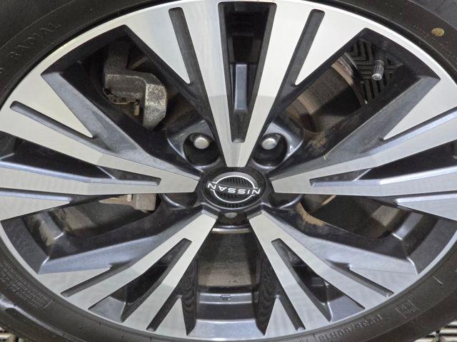 used 2022 Nissan Rogue car, priced at $21,895