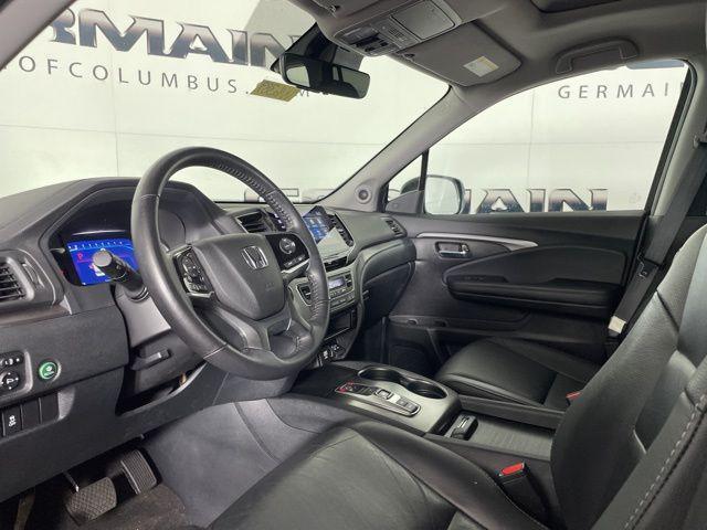 used 2022 Honda Pilot car, priced at $31,996