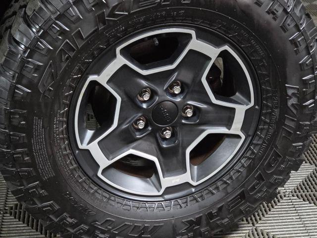 used 2015 Jeep Wrangler Unlimited car, priced at $14,895