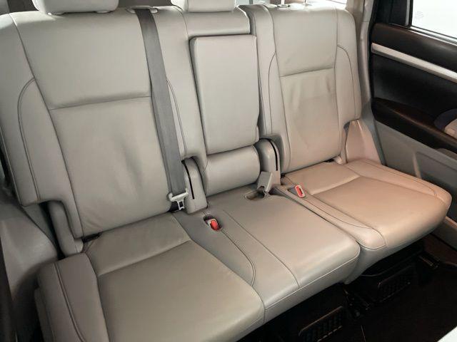 used 2019 Toyota Highlander Hybrid car, priced at $30,535