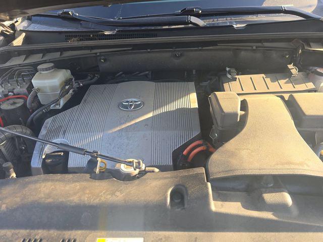 used 2019 Toyota Highlander Hybrid car, priced at $31,357