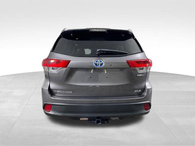 used 2019 Toyota Highlander Hybrid car, priced at $30,535