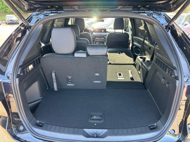 new 2025 Mazda CX-90 car, priced at $52,055
