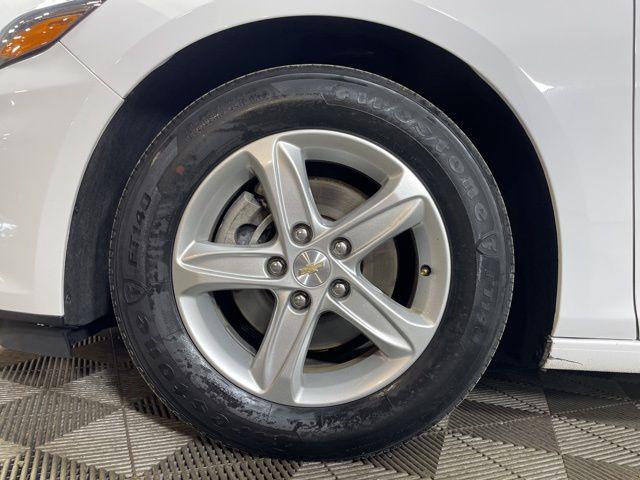 used 2020 Chevrolet Malibu car, priced at $17,207