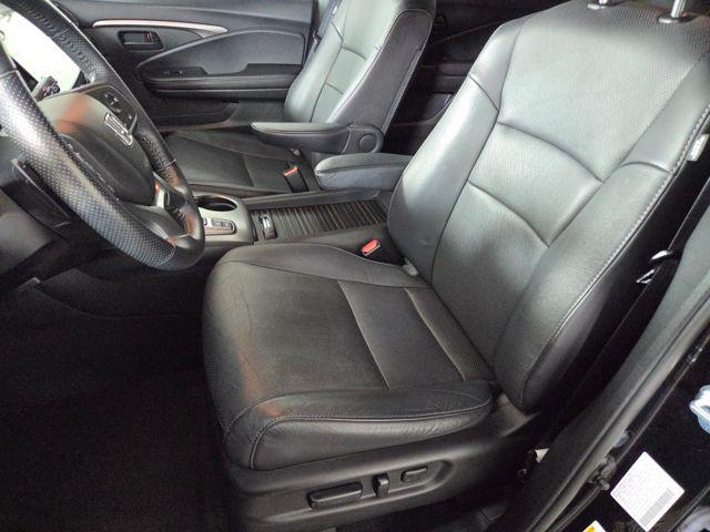 used 2022 Honda Passport car, priced at $28,395