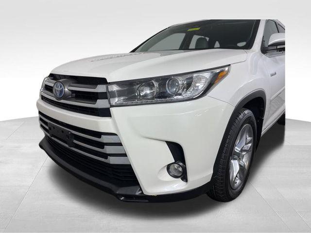 used 2017 Toyota Highlander Hybrid car, priced at $26,495