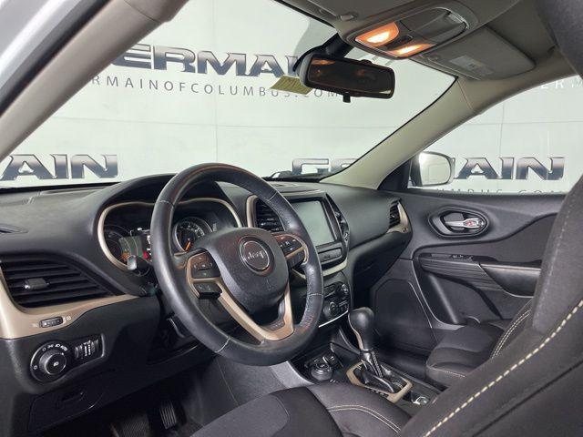 used 2015 Jeep Cherokee car, priced at $10,195