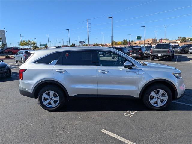 used 2022 Kia Sorento car, priced at $21,192