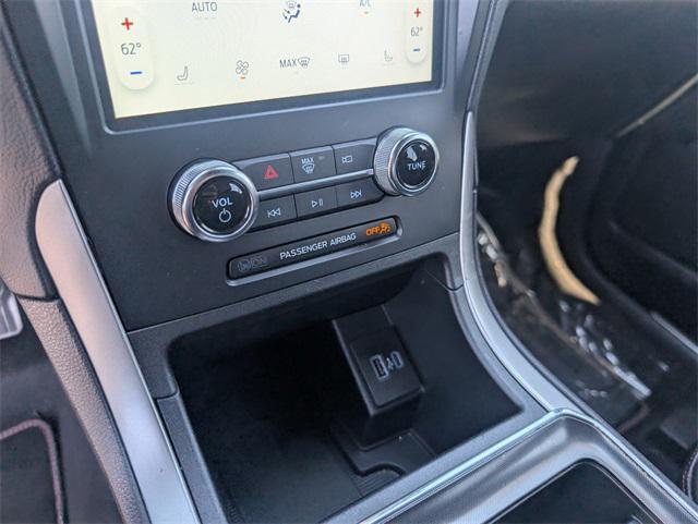 used 2024 Ford Edge car, priced at $33,499