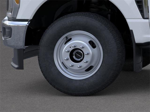 new 2025 Ford F-350 car, priced at $71,696