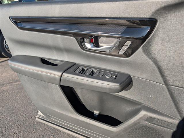 used 2025 Honda CR-V Hybrid car, priced at $38,483