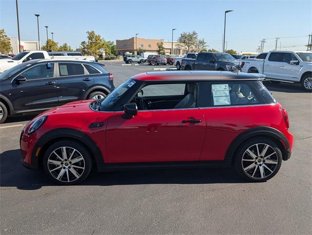 used 2023 MINI Hardtop car, priced at $24,499