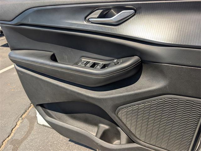 used 2024 Jeep Grand Cherokee L car, priced at $34,978