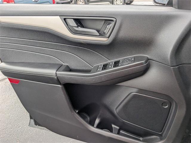 used 2022 Ford Escape car, priced at $26,995