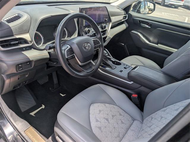 used 2023 Toyota Highlander Hybrid car, priced at $46,995