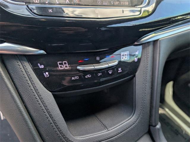 used 2020 Cadillac XT6 car, priced at $33,999