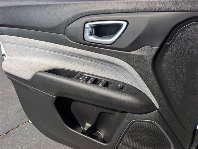used 2022 Jeep Compass car, priced at $23,059