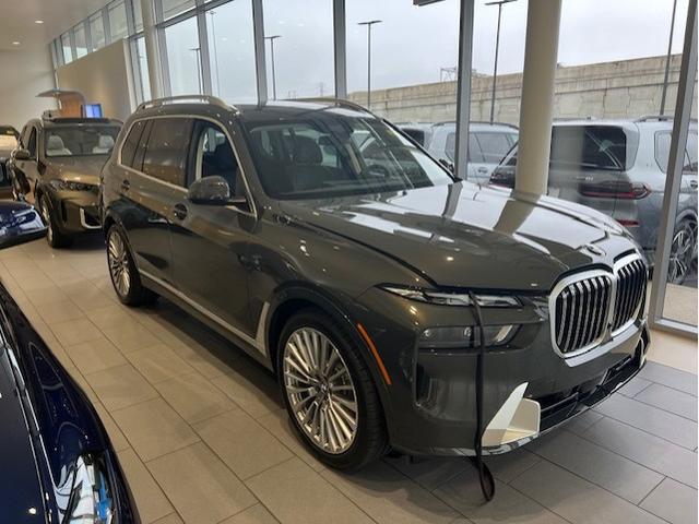 new 2025 BMW X7 car, priced at $95,625