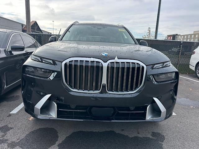 new 2025 BMW X7 car, priced at $92,375