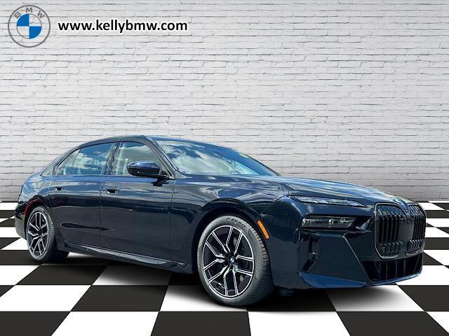 new 2024 BMW 760 car, priced at $135,495