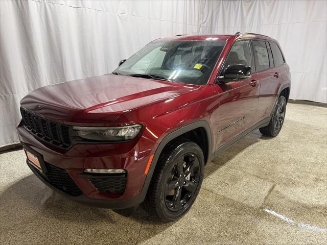 new 2025 Jeep Grand Cherokee car, priced at $51,960