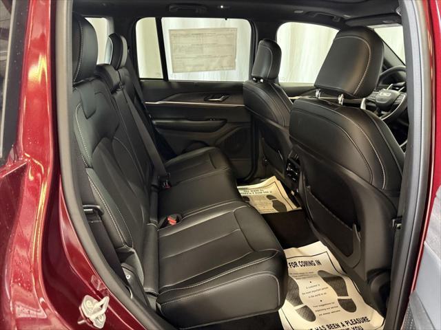 new 2025 Jeep Grand Cherokee car, priced at $51,960
