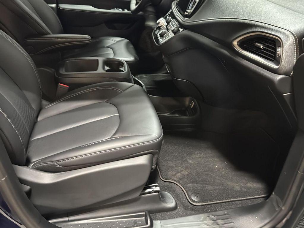 new 2025 Chrysler Pacifica car, priced at $42,745