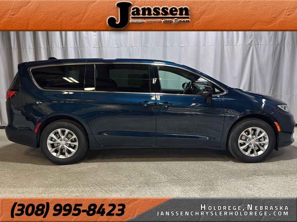 new 2025 Chrysler Pacifica car, priced at $42,745