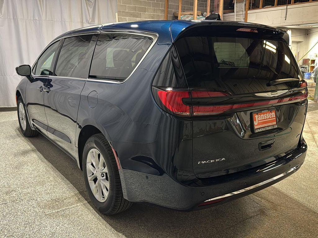 new 2025 Chrysler Pacifica car, priced at $42,745
