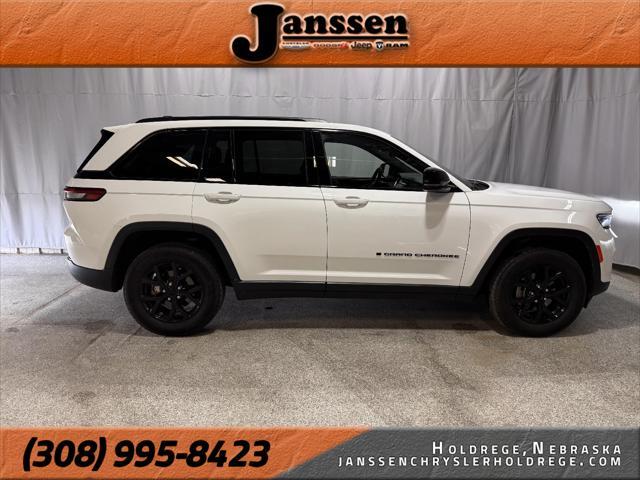 used 2023 Jeep Grand Cherokee car, priced at $37,995