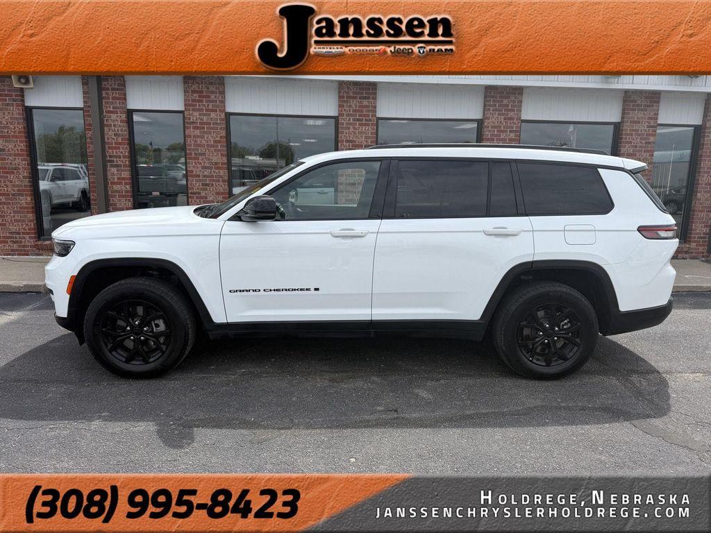 used 2024 Jeep Grand Cherokee L car, priced at $34,995