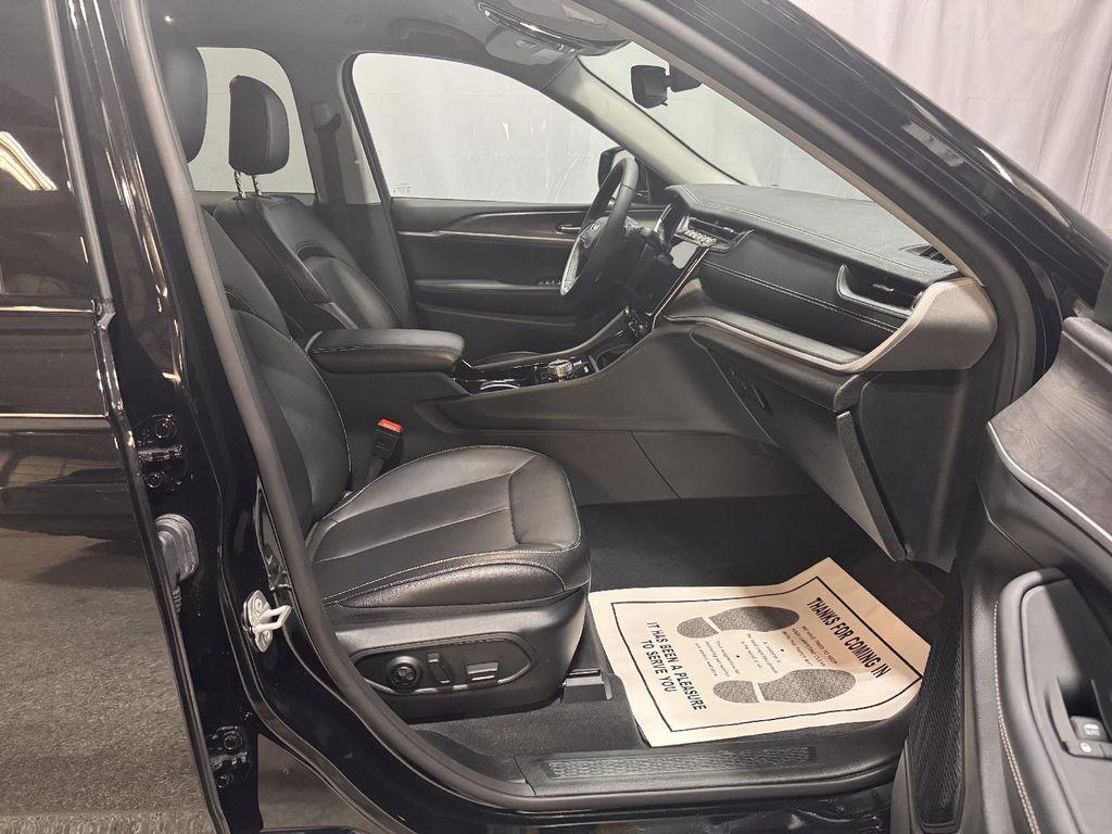 used 2023 Jeep Grand Cherokee car, priced at $33,995