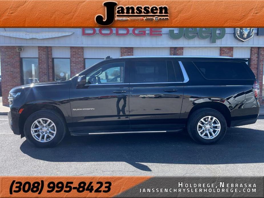 used 2022 Chevrolet Suburban car, priced at $47,995