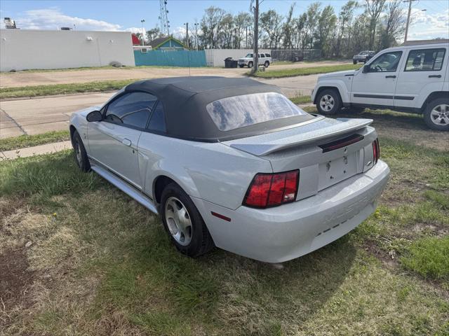 used 2000 Ford Mustang car, priced at $9,995