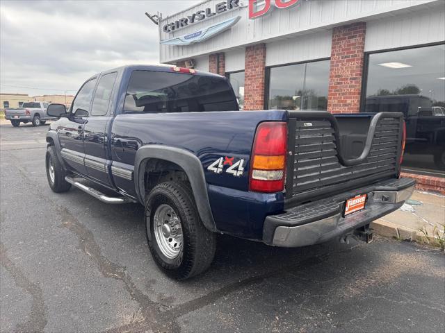 used 2002 Chevrolet Silverado 2500 car, priced at $14,995