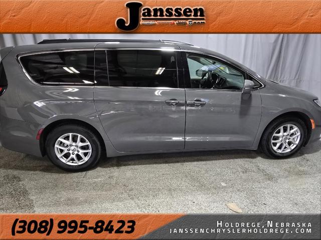 used 2022 Chrysler Pacifica car, priced at $24,995