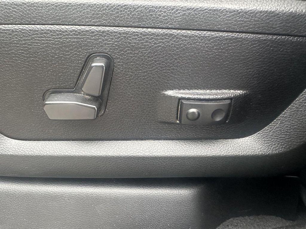 used 2024 Ram 2500 car, priced at $50,995