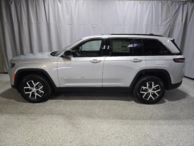 new 2025 Jeep Grand Cherokee car, priced at $46,790